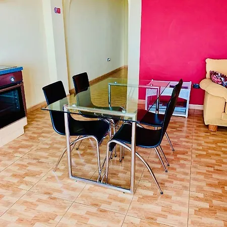 Semesterbostad 2nd + Living With Separate Bathroom And Kitchen Equipment. Arona (Tenerife)
